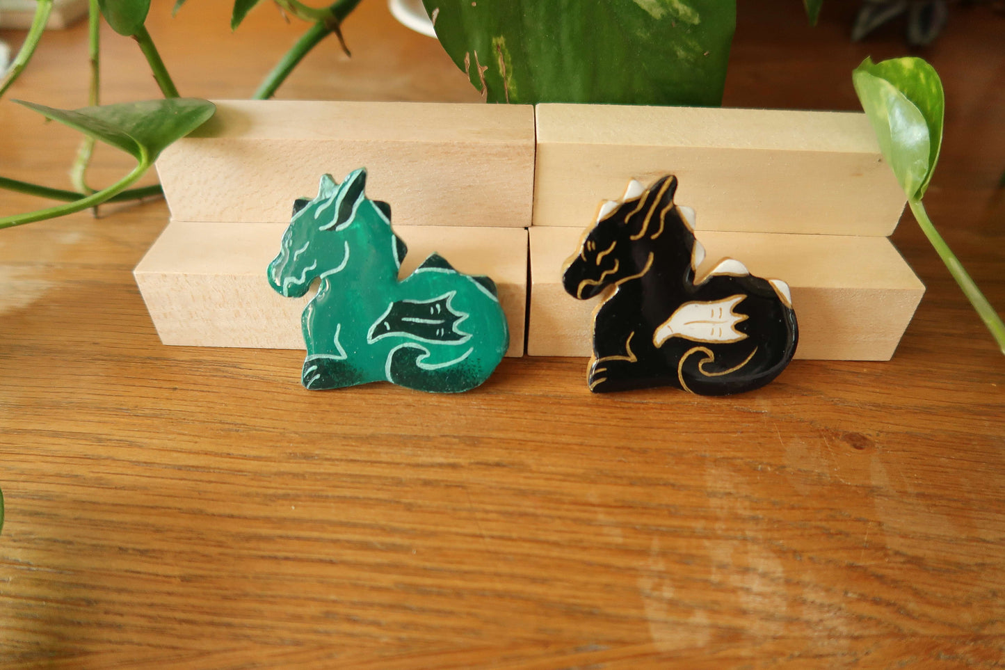 Dragon and gargoyles loaf - Handmade clay Magnet