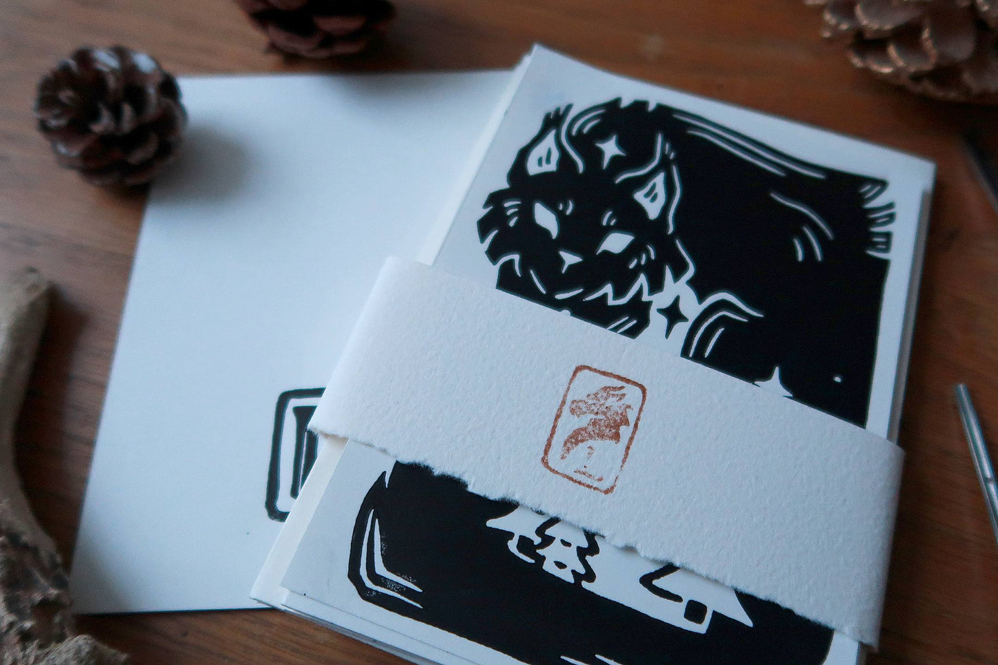 A6 with envelopes - Original Yule cat - Linocut print