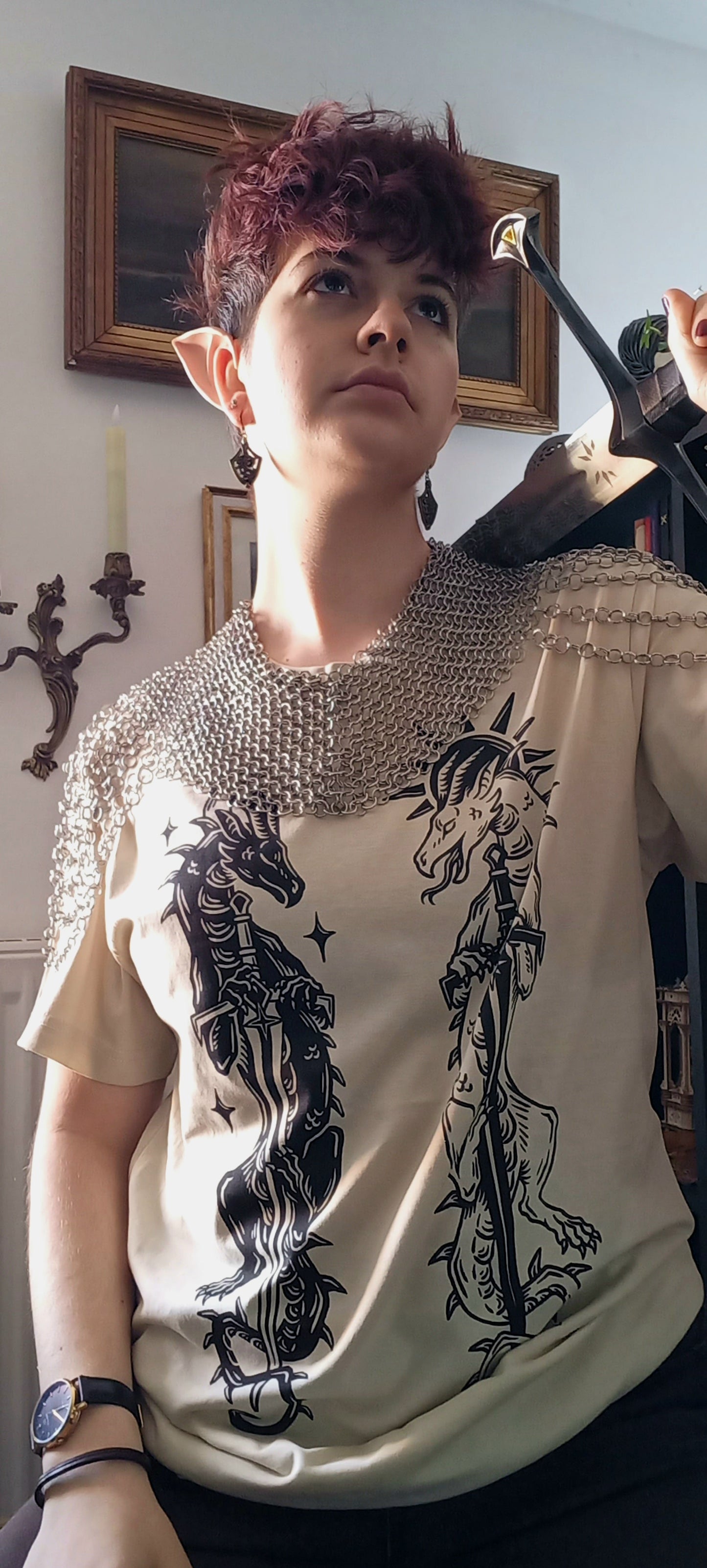 Sword and dragons - Sand t-shirt