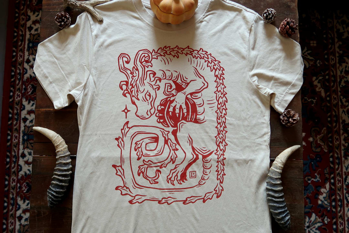 Pumpkin dragon - Sand t-shirt